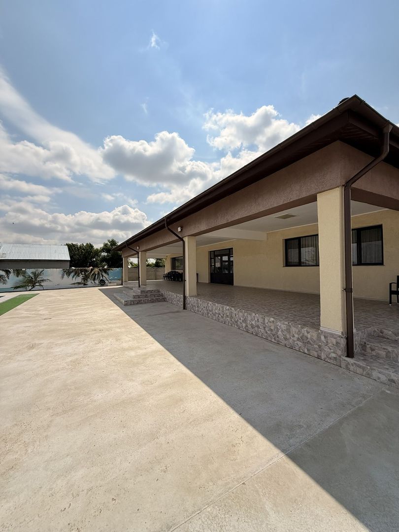 Oportunitate de Investiție: Salon de Evenimente cu Piscină – comuna Pechea - imaginea 5