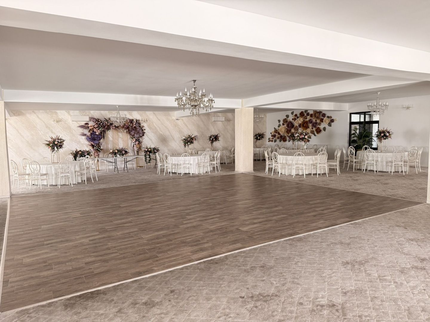 Oportunitate de Investiție: Salon de Evenimente cu Piscină – comuna Pechea - imaginea 6