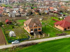 PRET NOU! Casă 6 camere - la roșu - Zimandcuz, Arad – COMISION 0