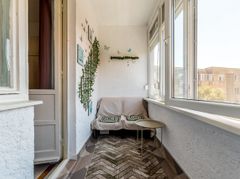 Apartament cu 1 cameră, balcon închis și boxă pe str. Carol Davila