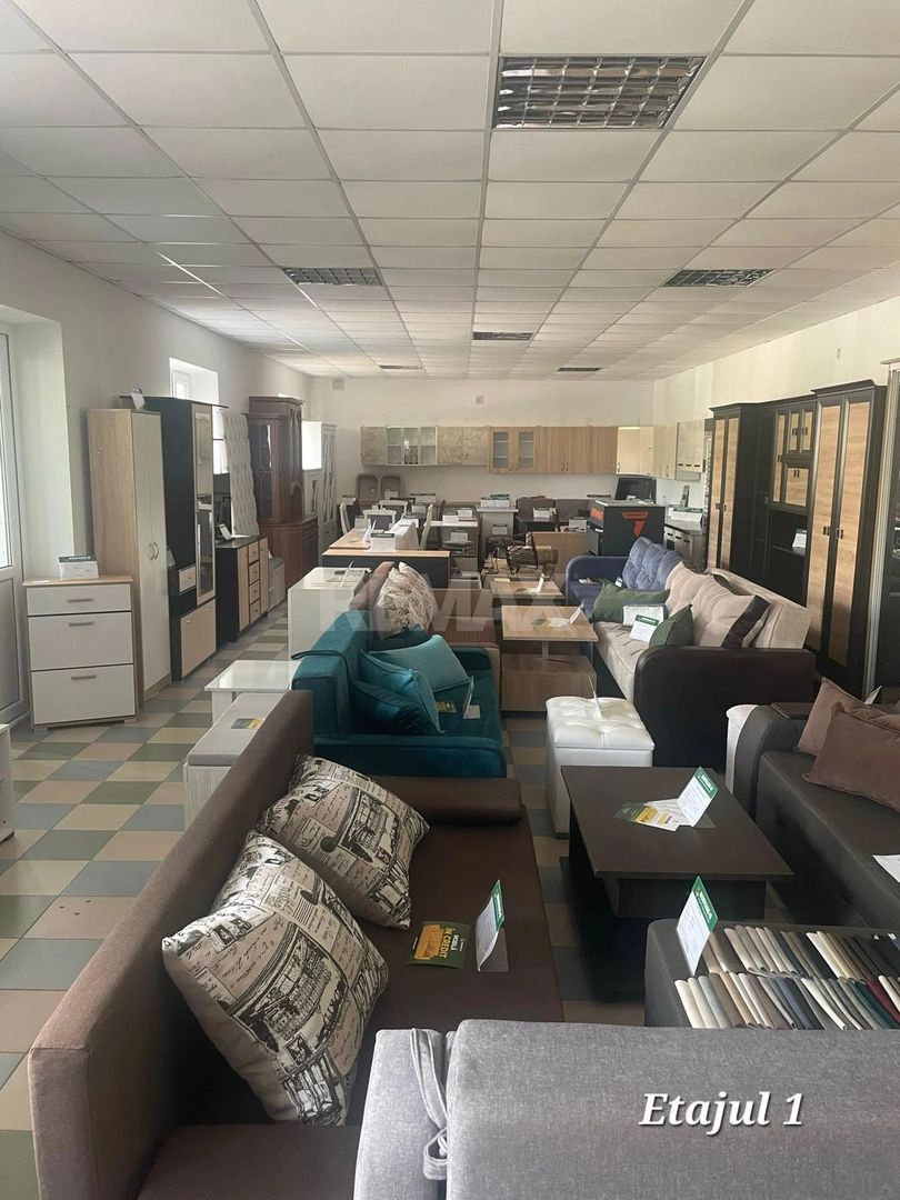 Spațiu comercial Basarabeasca centru 542m2 - imaginea 15