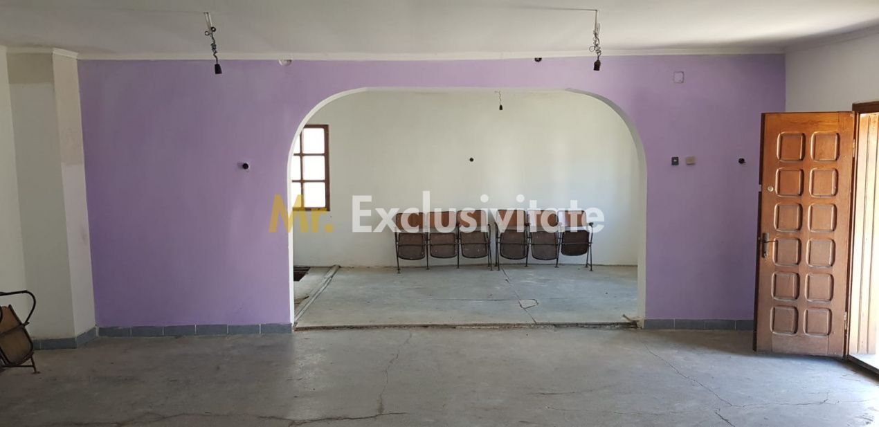 Casă  în Comuna Corbi, Argeș – ideală pentru afacere - imaginea 4