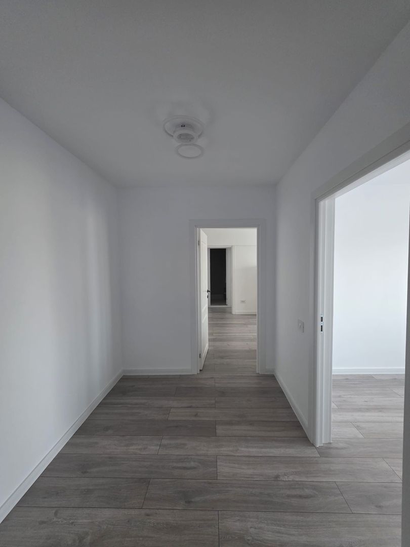 Apartament 3 camere de inchiriat - imaginea 10