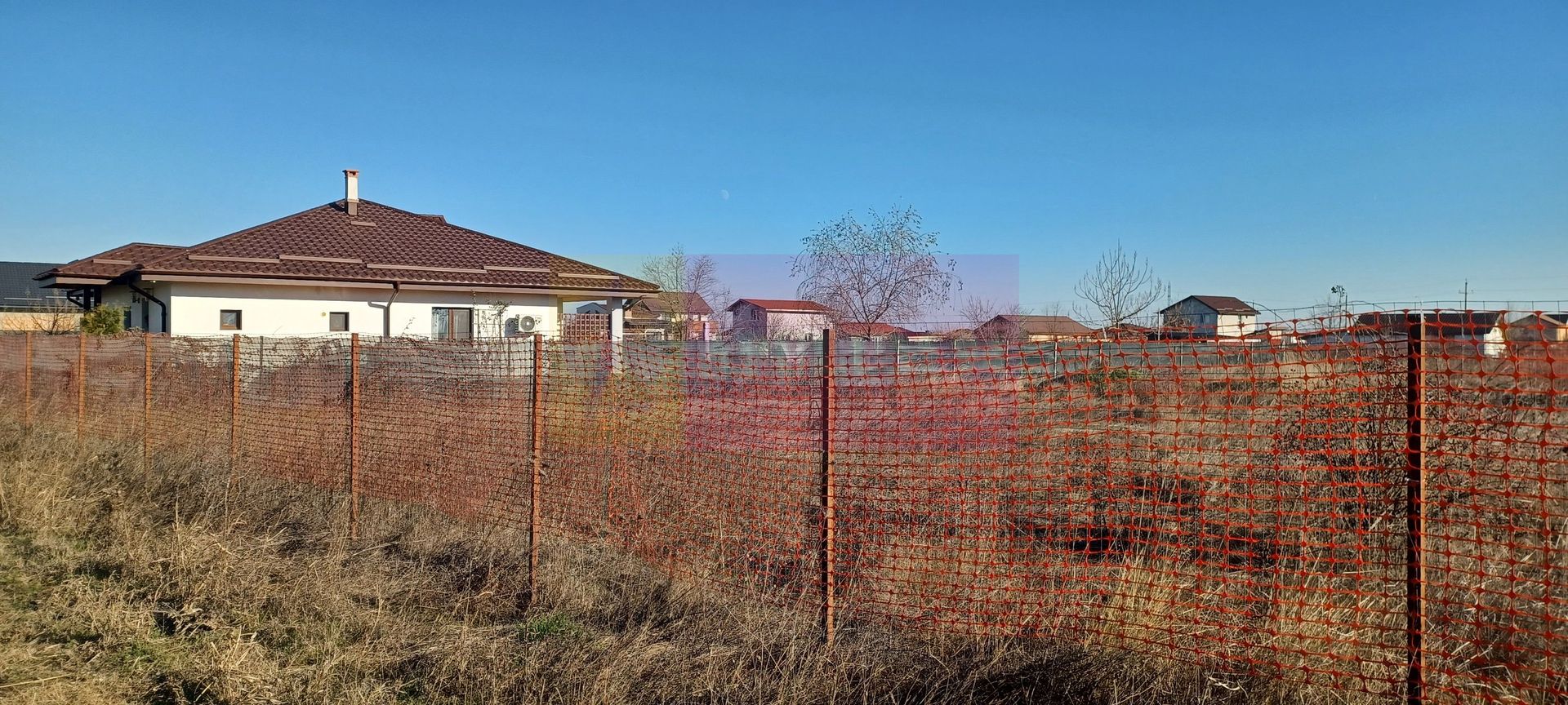 Săbăreni, teren intravilan construibil, cu utilităti in apropiere