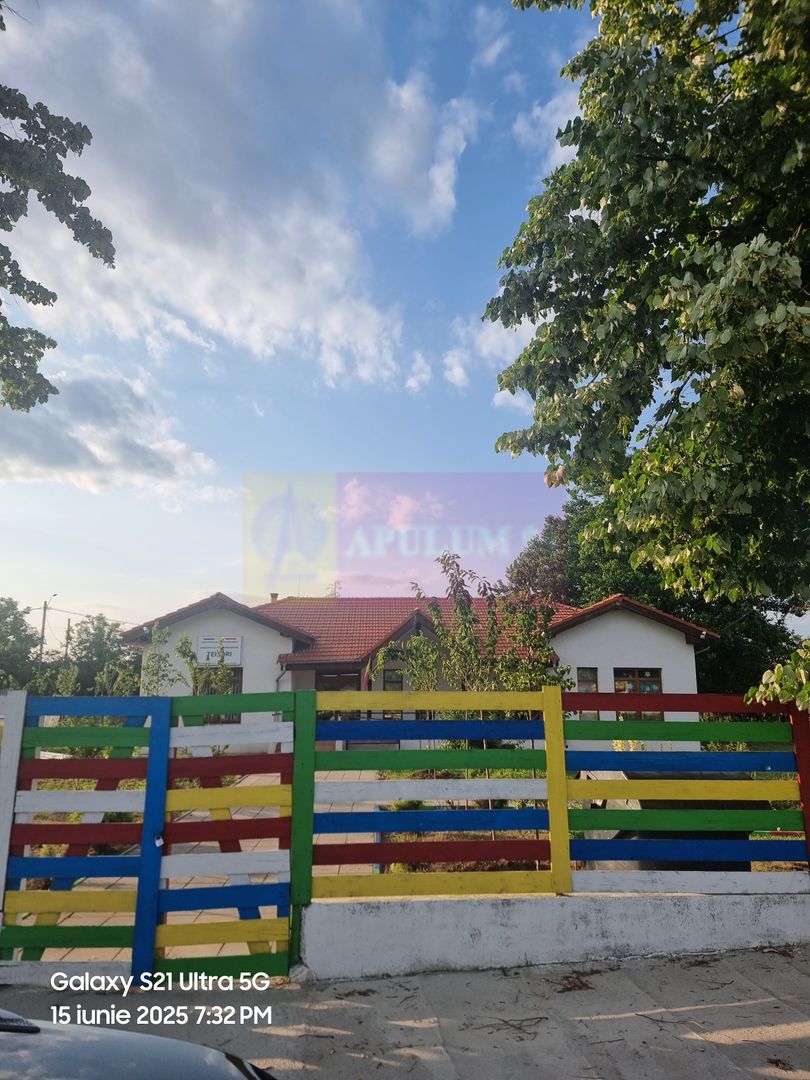 VANZARE TEREN 2150 MP IN SAT TEISORI (GR)