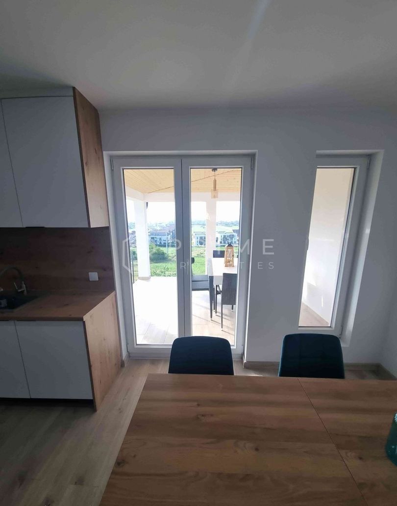 Duplex NOU cu 4 camere, încălzire în pardoseală și terasă panoramică - imaginea 8