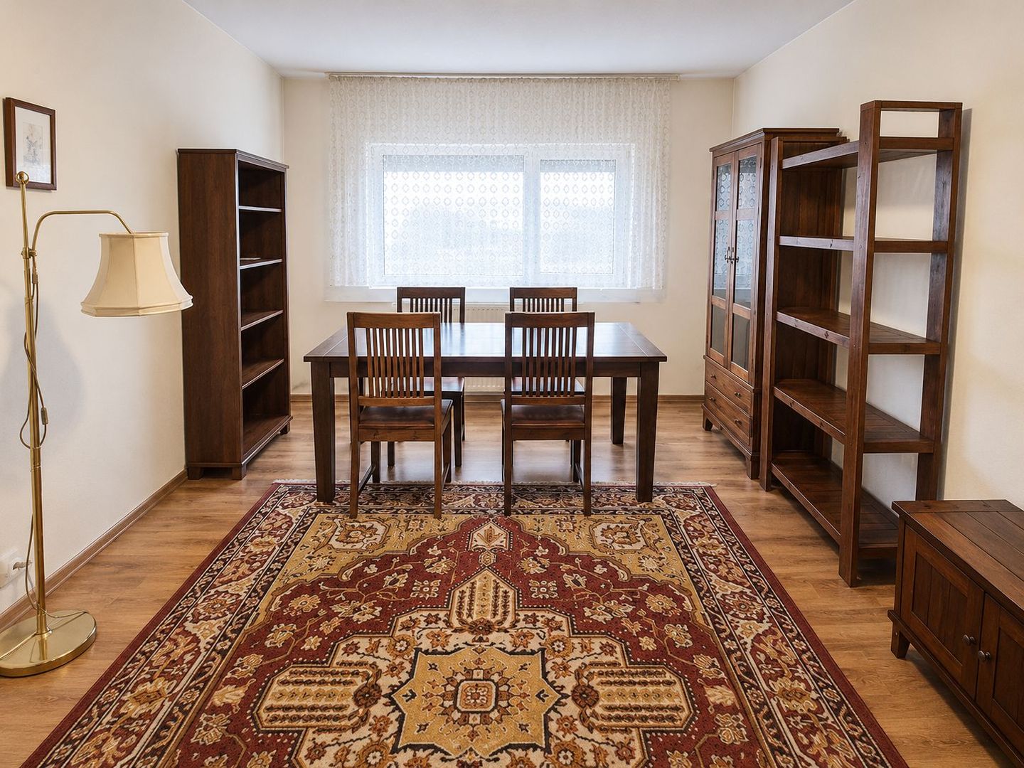 Apartament decomandat cu 3 camere, 65 mp și 2 băi | Constantin Prezan–
