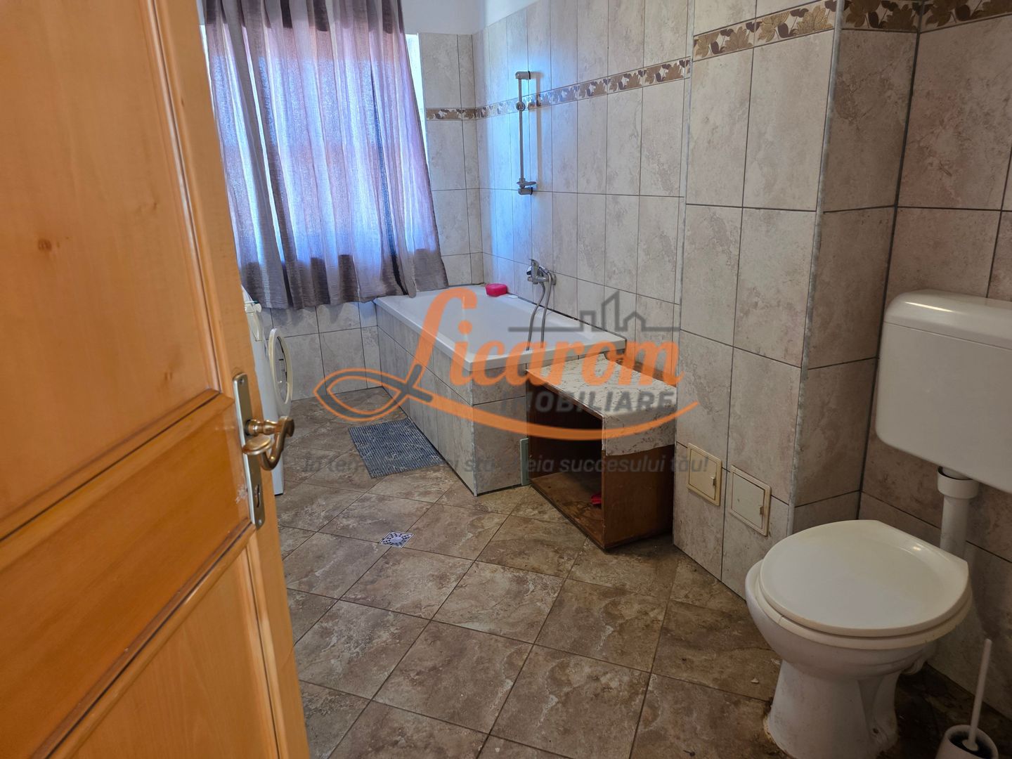 Apartament 3 camere Comuna Cristian,mobilat si utilat 430 euro. - imaginea 9