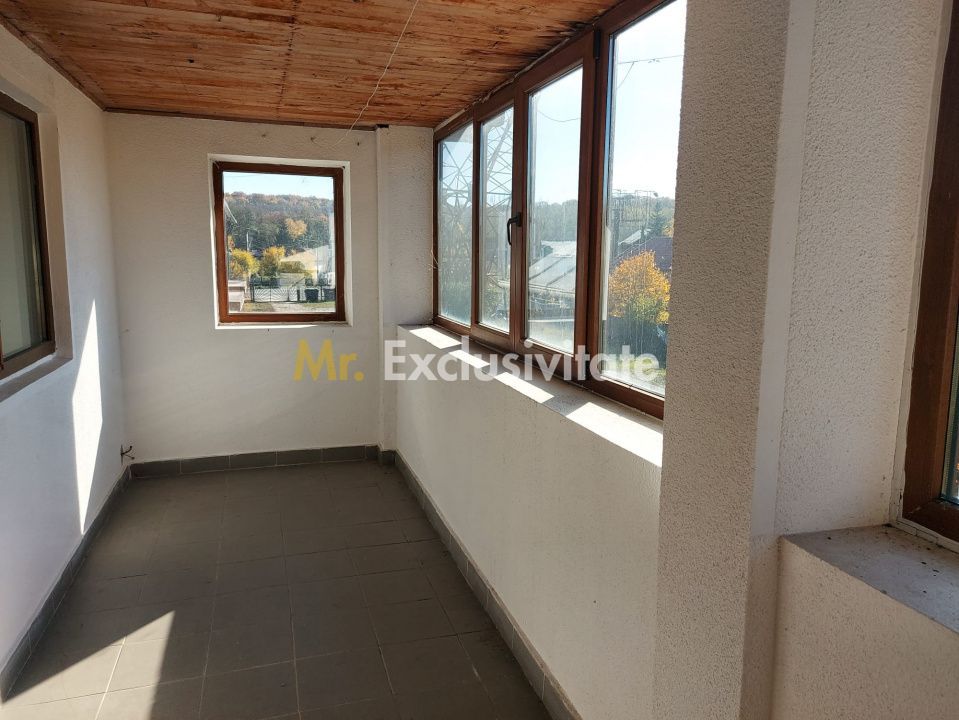 De închiriat: Casa 3 camere si 2 Hale pe 3 000 mp/ Bascov - Argeș - imaginea 20