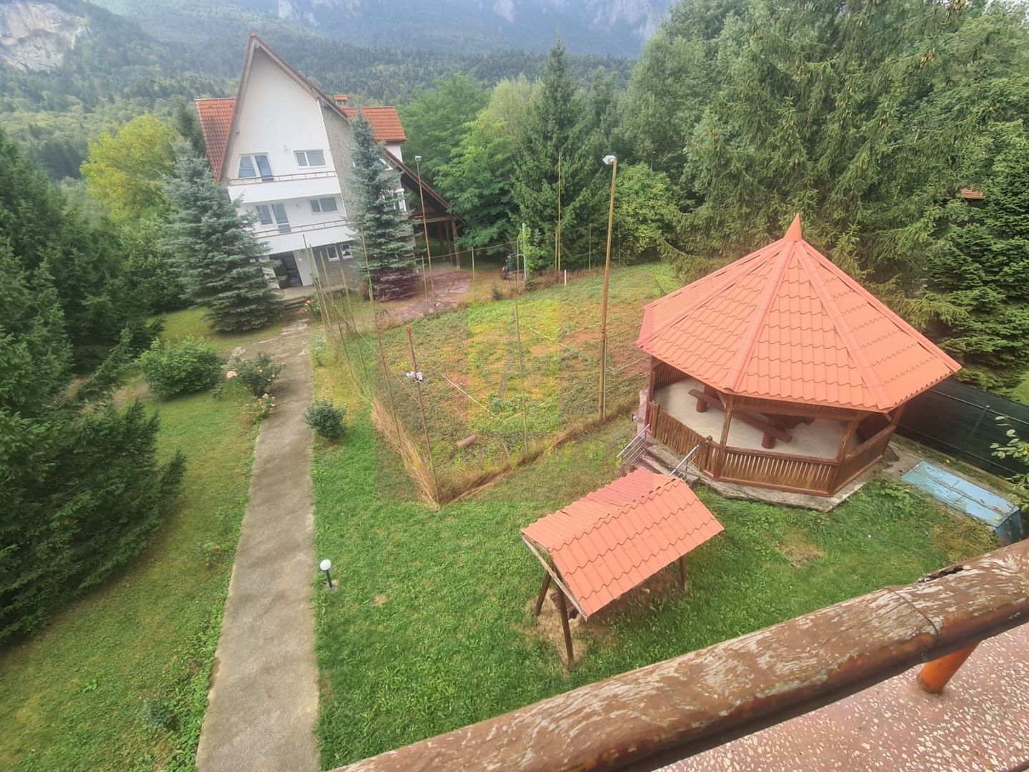 Complex turistic de vanzare in Busteni - Zona Piatra Arsa