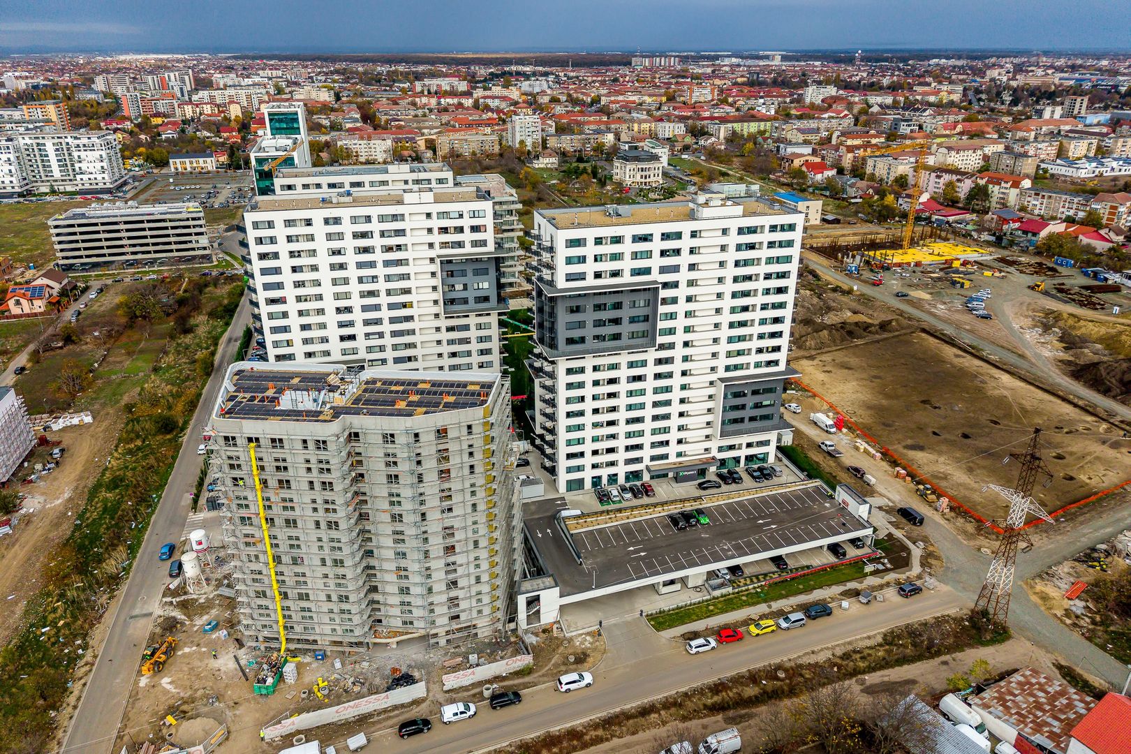 Imagine 2 - XCity Towers | 3 Camere și loc de parcare subteran inclus