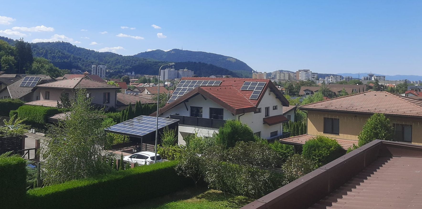 Vilă de lux cu vedere spectaculoasă spre Tâmpa  Green Valley zona Noua - imaginea 16