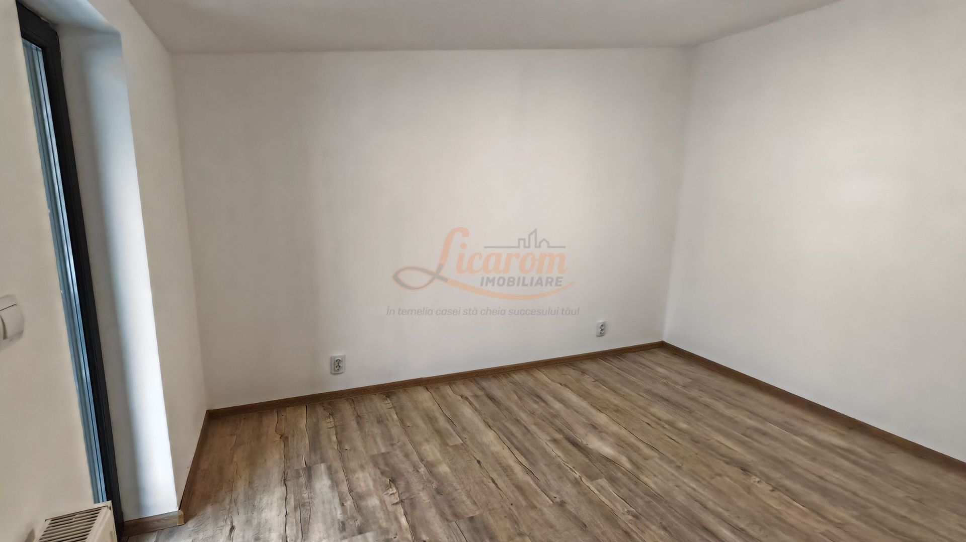 Apartament tip Casa 4 camere strada Carpatilor,totul nou. - imaginea 15