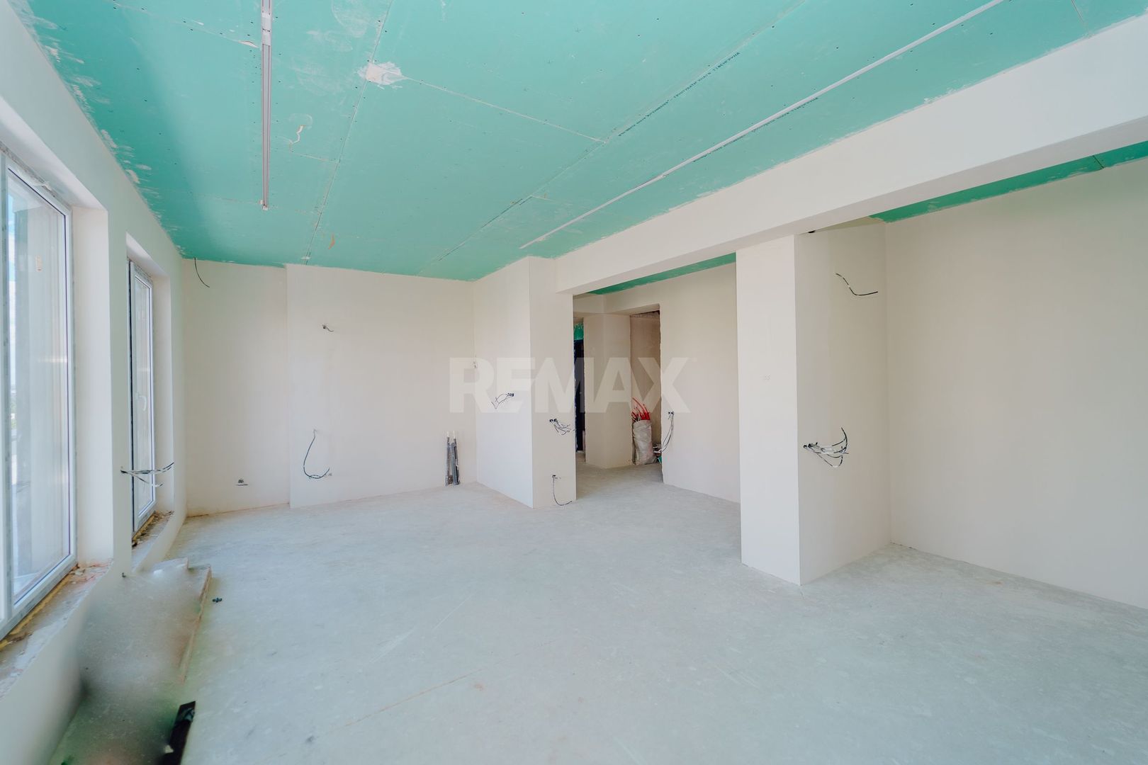 Penthouse 219,6 m² în Buiucani | Terase generoase | Lift direct - imaginea 8