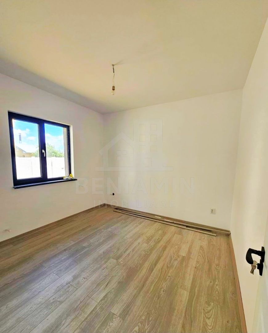 Casa Isalnita-La Cheie-2026-80mp Utili-322mp Teren-Toate Utilitatile - imaginea 5