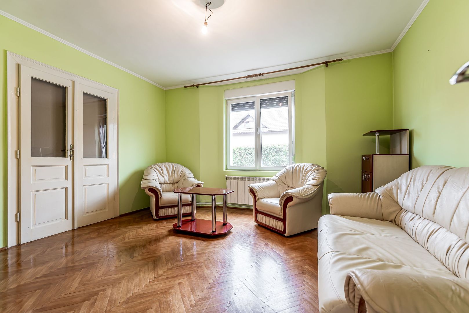 Imagine 4 - Casa 5 camere - Cartierul Functionarilor - Teren 421 mp - COMISION 0