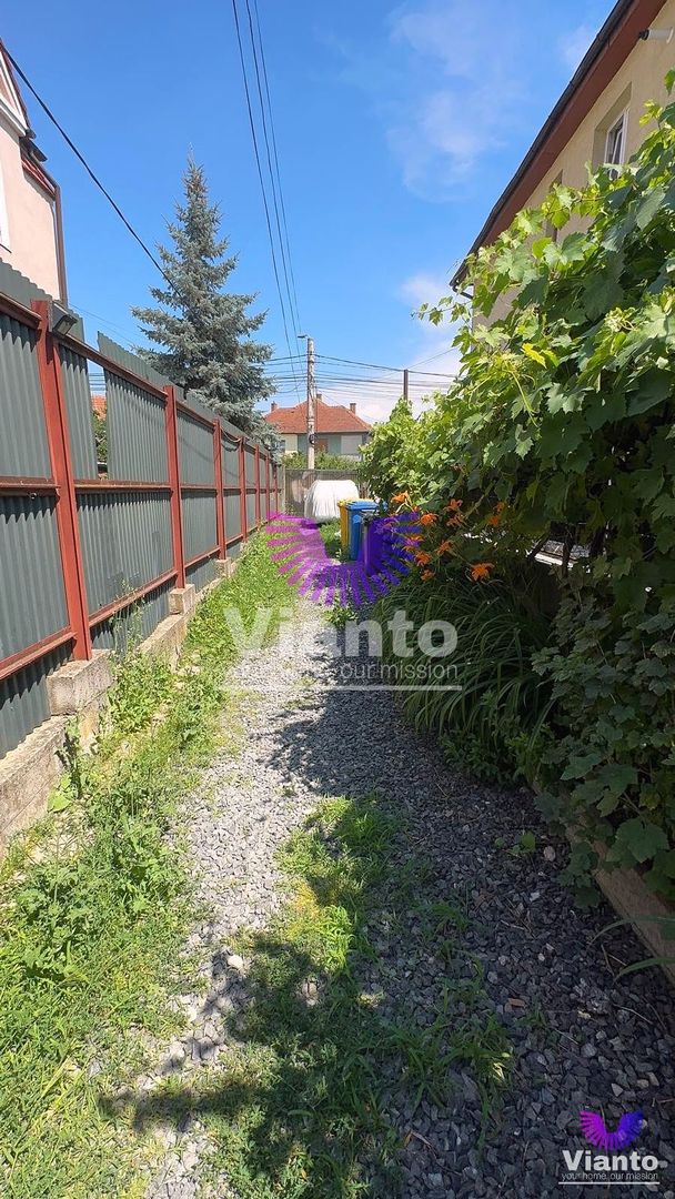 Apartament la casa individuala 93 mp cu curte - zona Parcul Sub Arini-Strand
