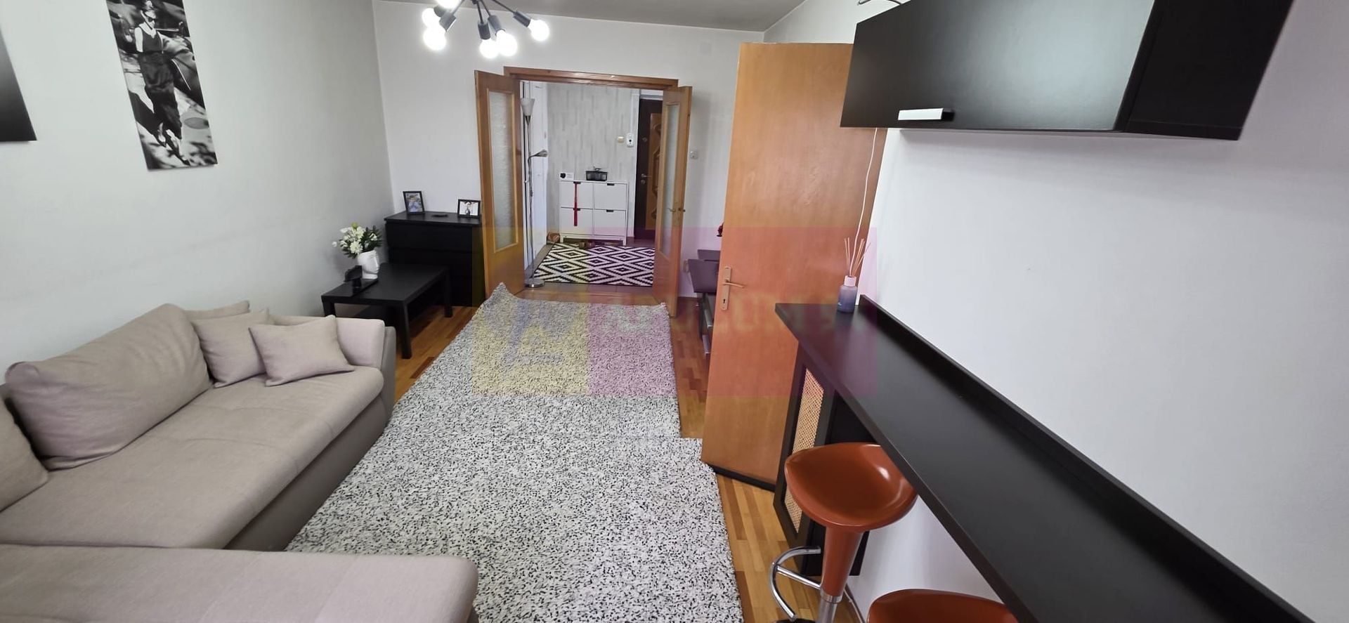 Apartamnet cu 2 cmere de vanzare in Campina