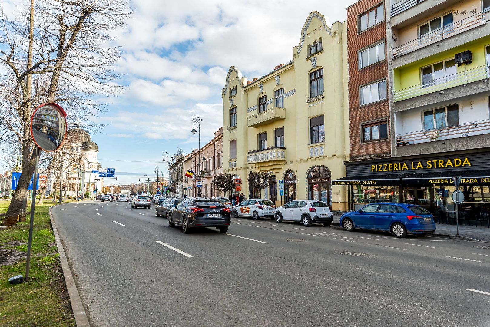 2 apartamente unificate, B-dul Revoluției, Arad. Etajul 1