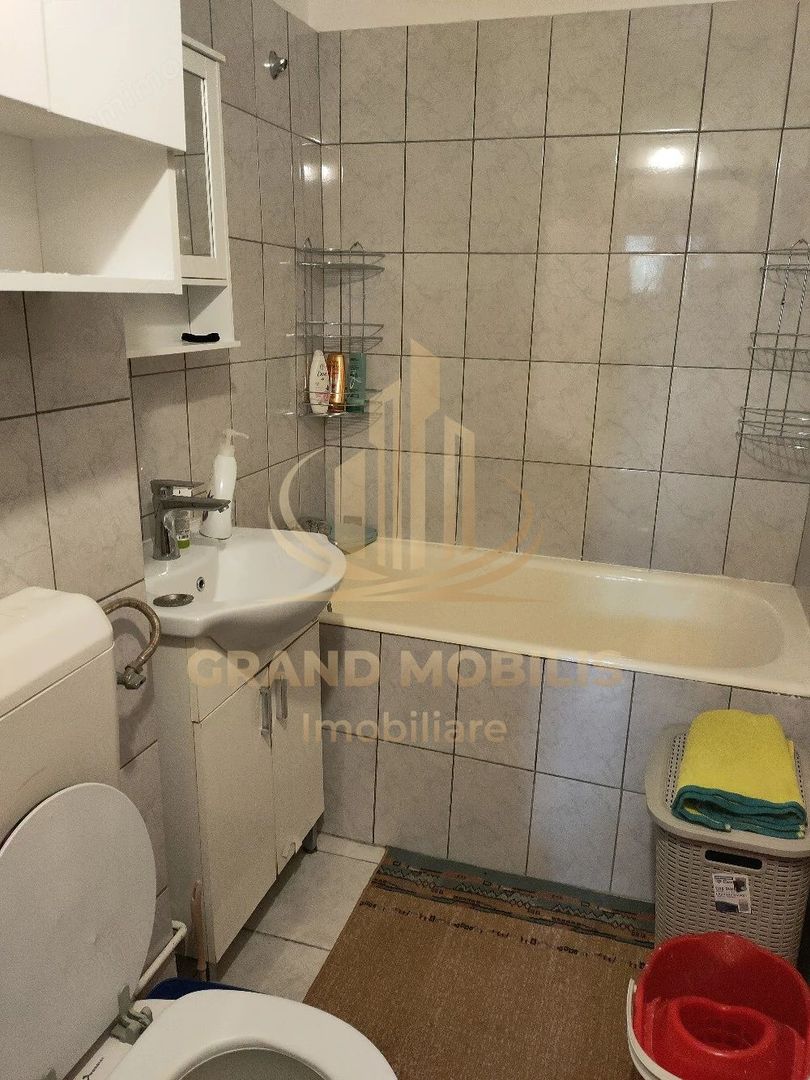 Apartament 2 camere semidecomandat - imaginea 5