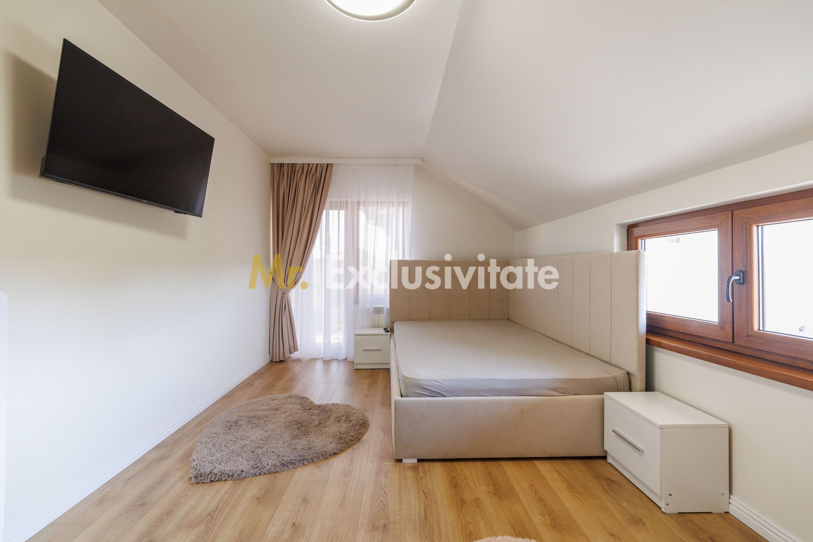 VILĂ 4 dormitoare, RENOVATĂ COMPLET 2026, Prundu, teren 937 mp - imaginea 18