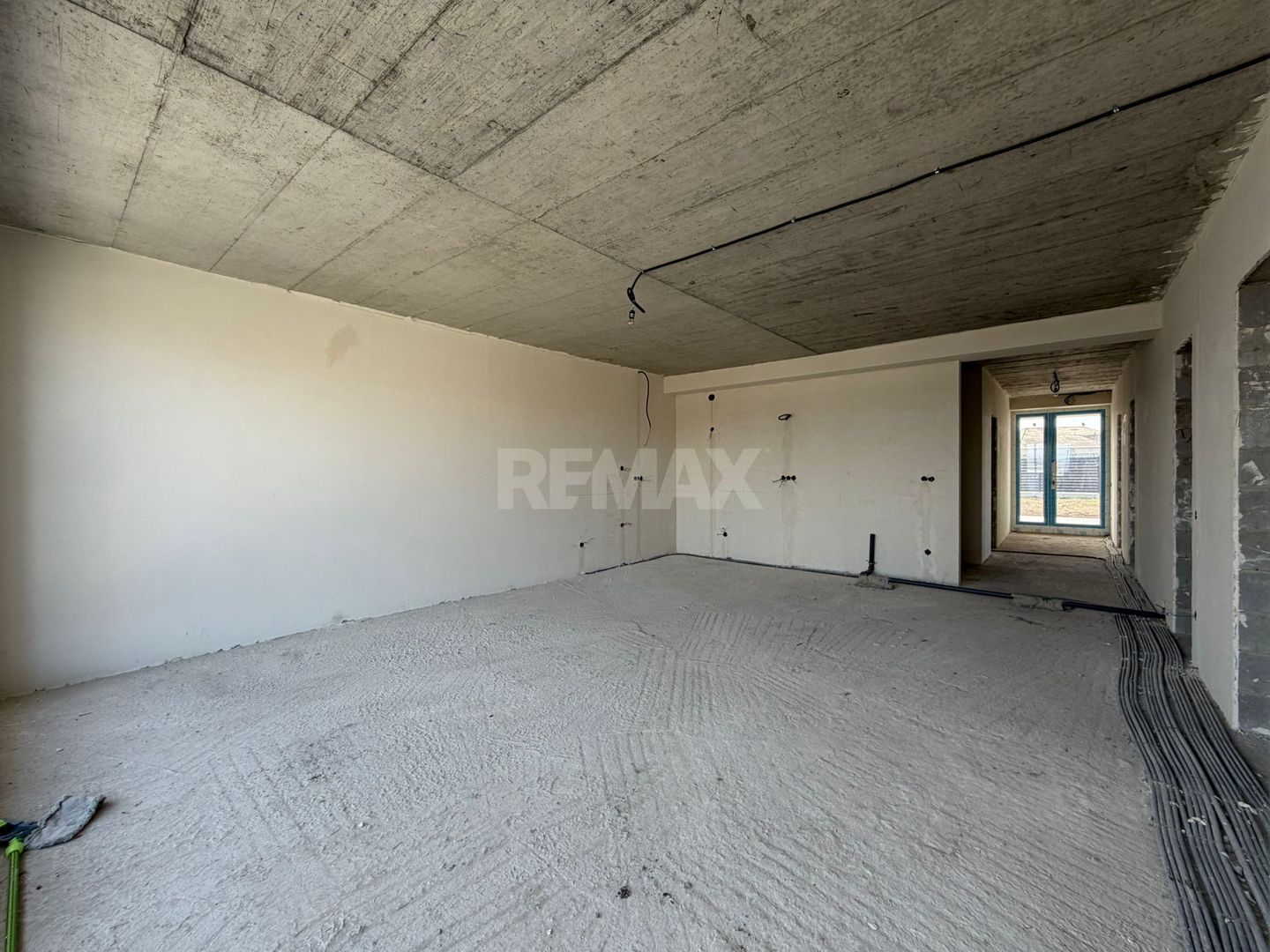 Duplex Hi-Tech 250 m2, Pașcani - imaginea 14