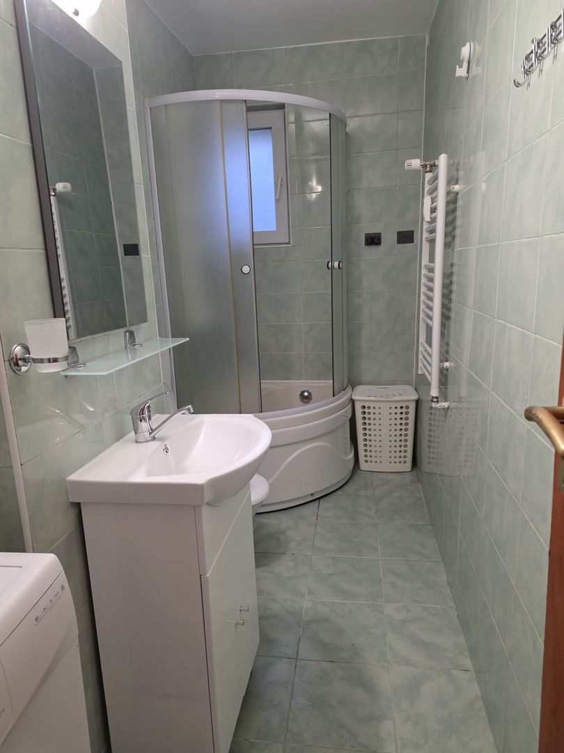 De Vanzare Garsoniera Zona Obor - imaginea 10