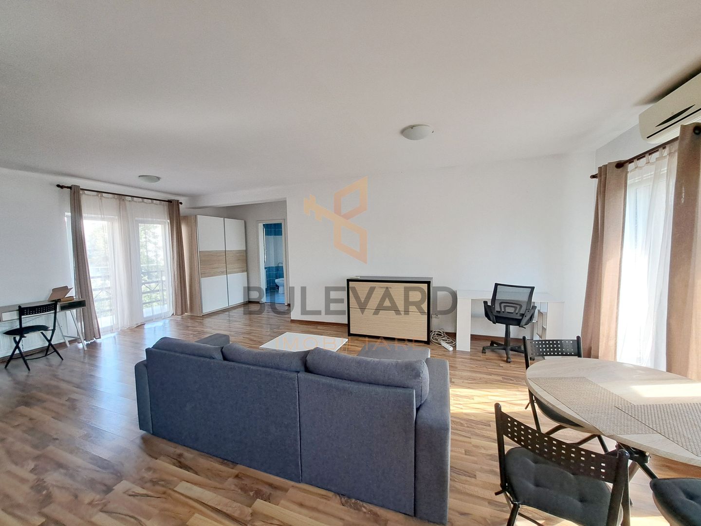 Apartament 2 camere in zona B-dul N.Titulescu! - imaginea 4