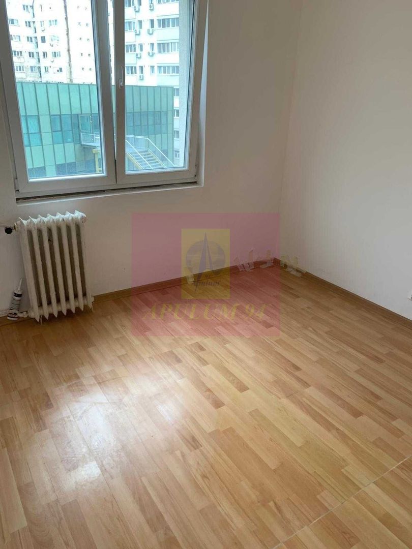 Apartament Vitan 3 Camere, aproape de metrou - imaginea 3