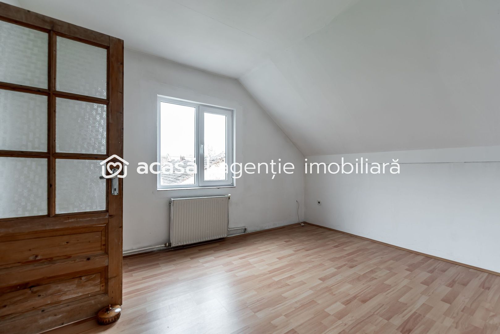 Imagine 15 - Casă 5 camere Aradul Nou Zona Tabacovici. Teren 360 mp și garaj