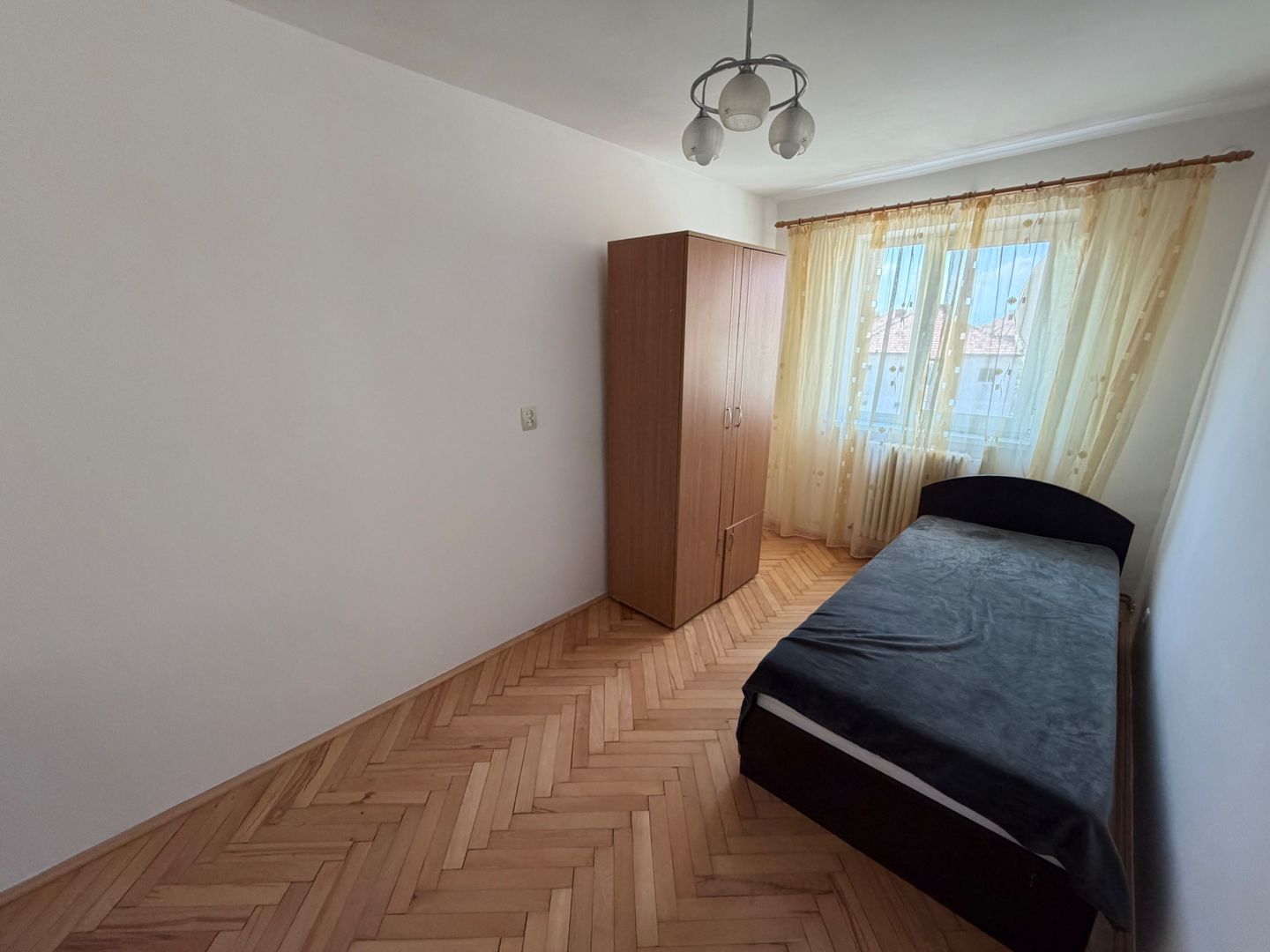 Apartament 3 camere de inchiriat, etaj 5 - zona Cetate - imaginea 6