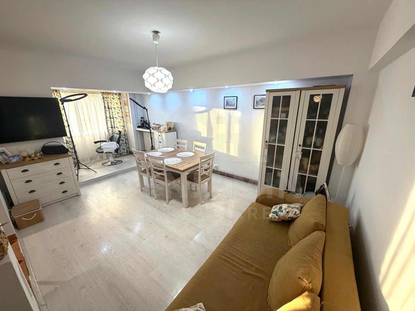 3Camere-Centrala-2Bai-71mp-Trilateral-Aer Conditionat-Brazda-La Rocca - imaginea 2