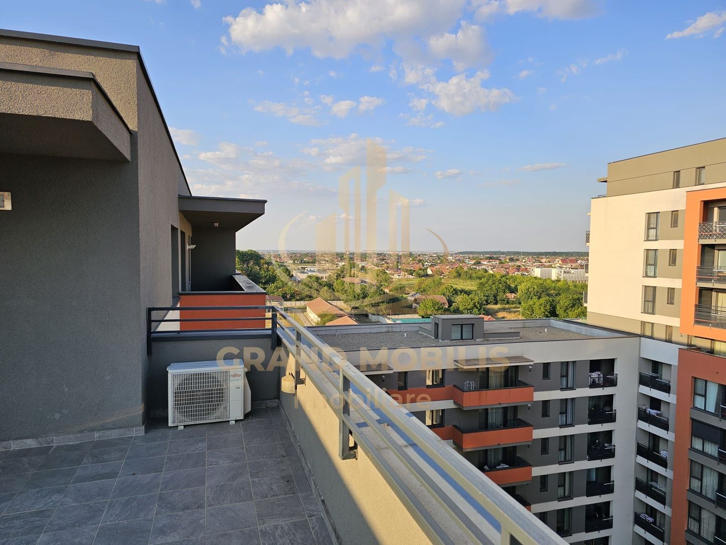 Penthouse - Iris - Armoniei 70mp si terasa 50mp - imaginea 12