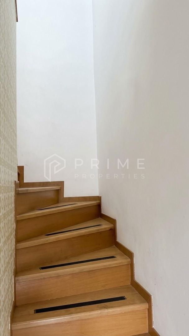 Apartament 2 camere si 2 bai Deosebit , Complet Renovat-zona Centrala - imaginea 3