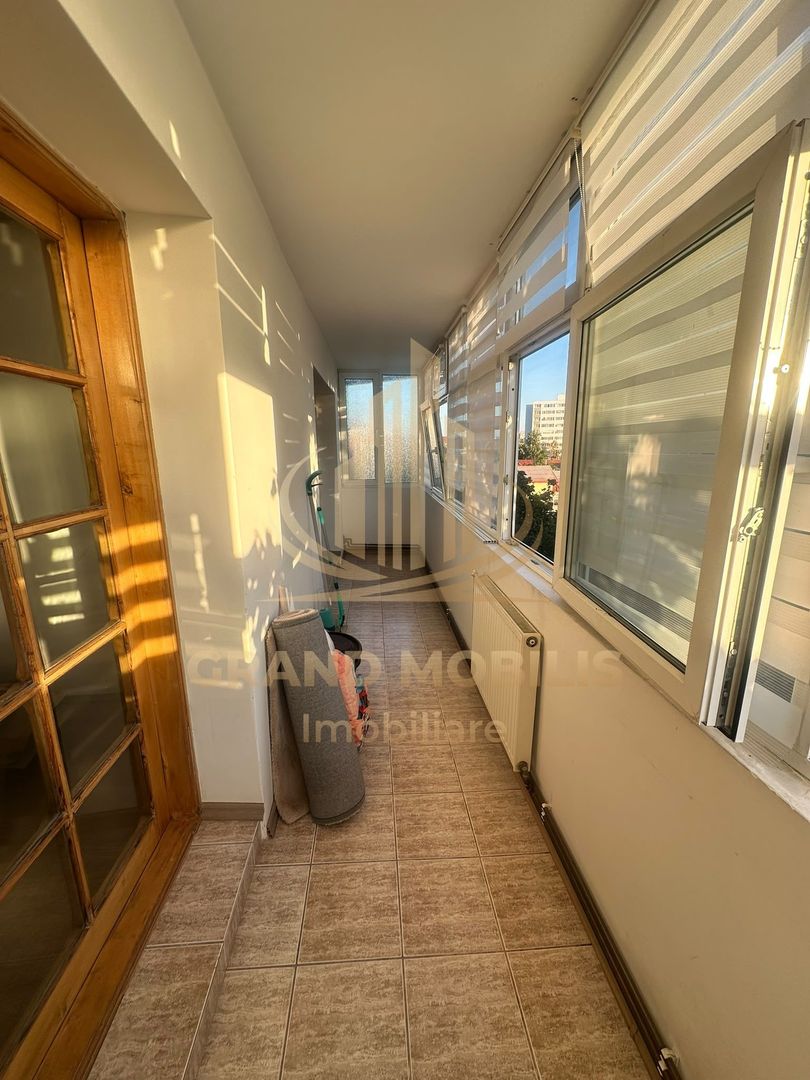 Apartament 3 camere decomandat 72 mp utili, 2 băi,Zona Bucovina - imaginea 5