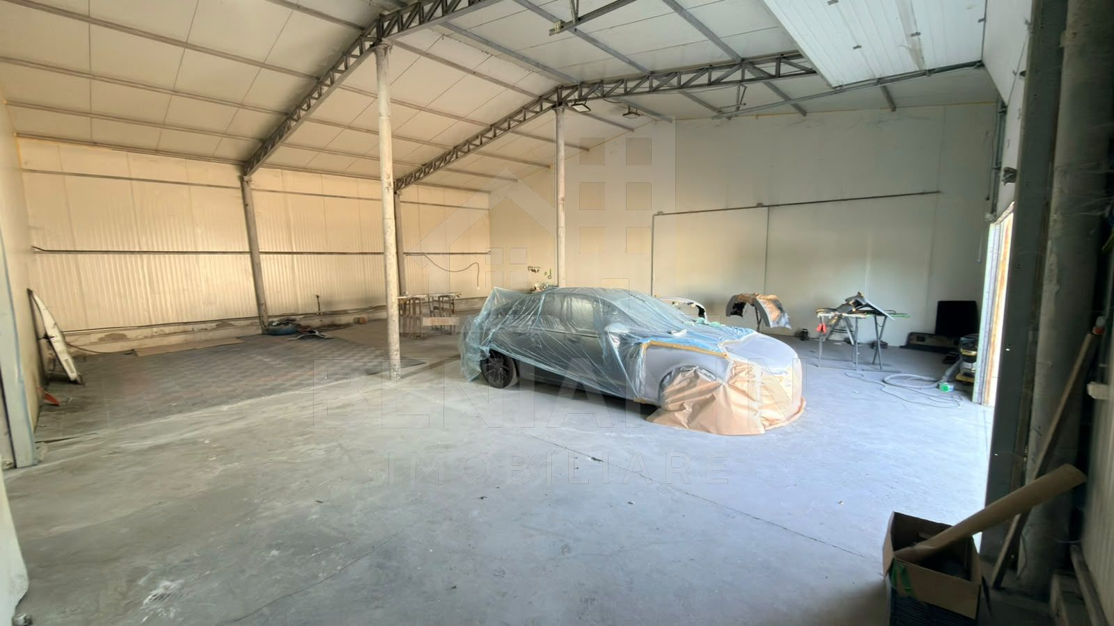 Hala - Spatiu de depozitare - 200mp - investitie - Izvorul Rece - imaginea 2