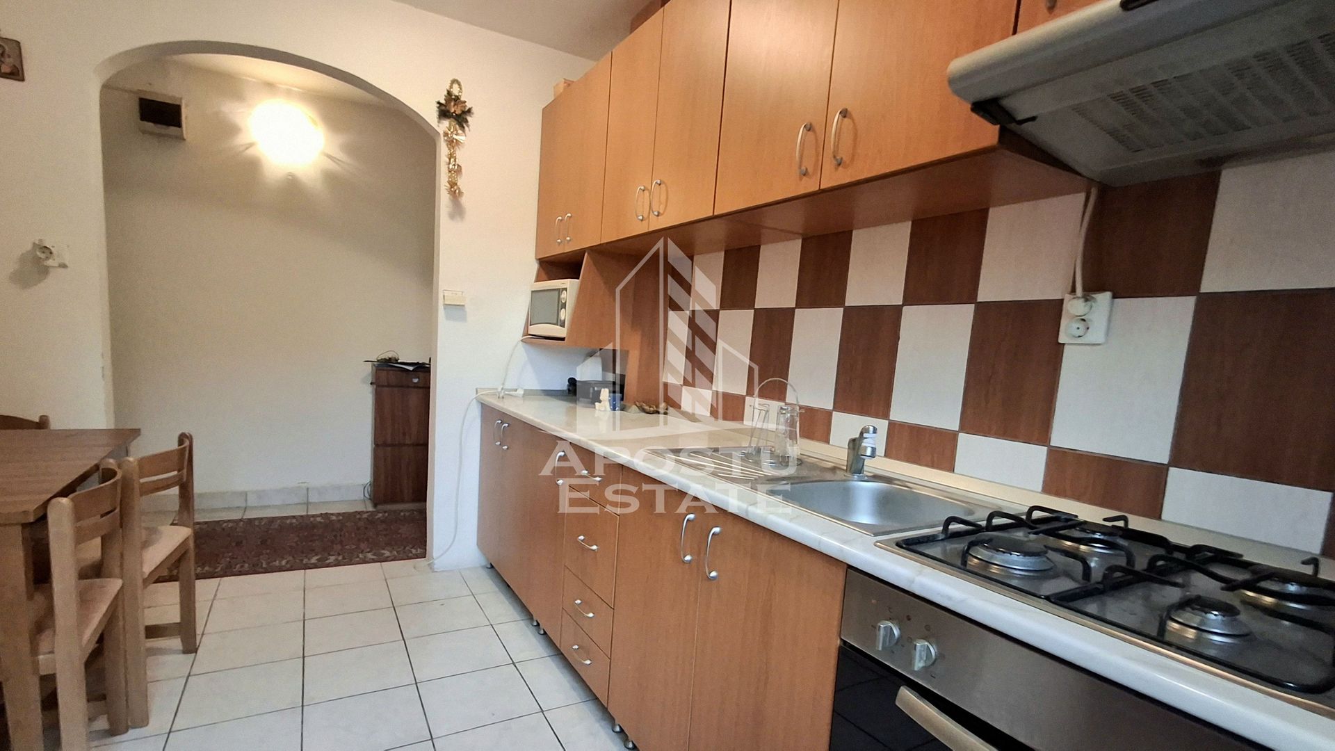 Apartament cu 2 camere in Micalaca - imaginea 11