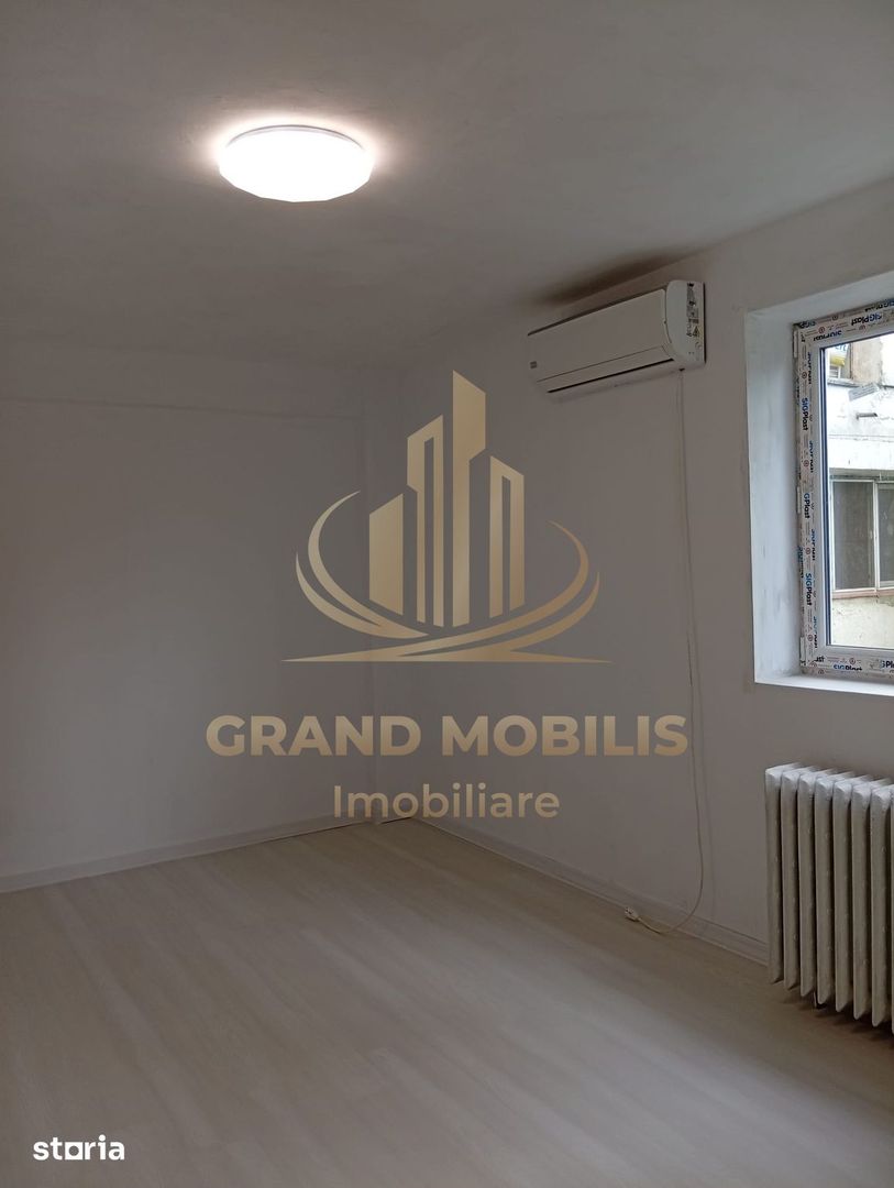 Apartament 2 camere decomandat, renovat - imaginea 3