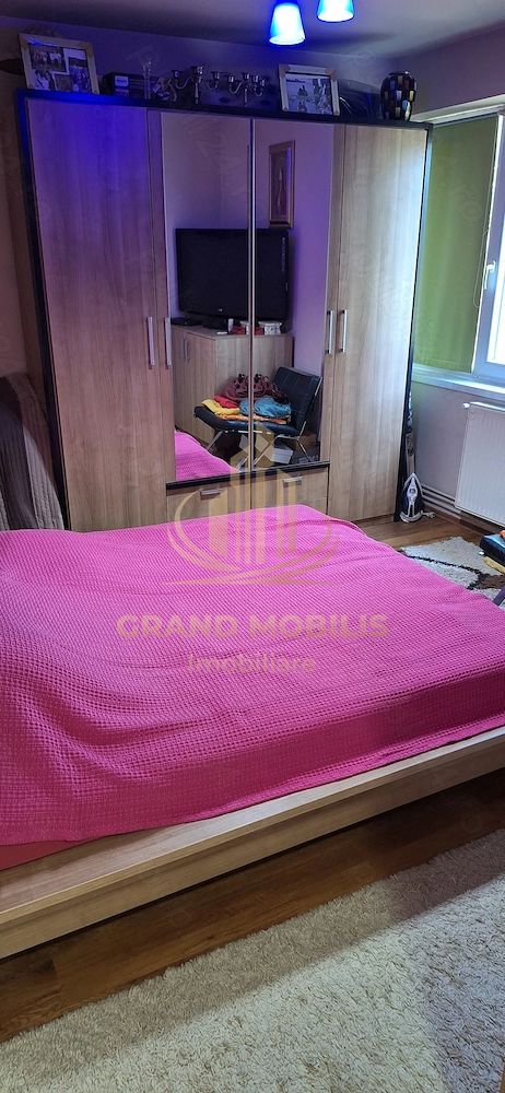Vand apartament 2 cam 52 mp Et. 4 - imaginea 8