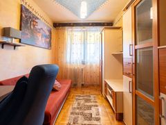 Apartament 4 camere decomandat - bvd. Revolutiei - COMISION 0