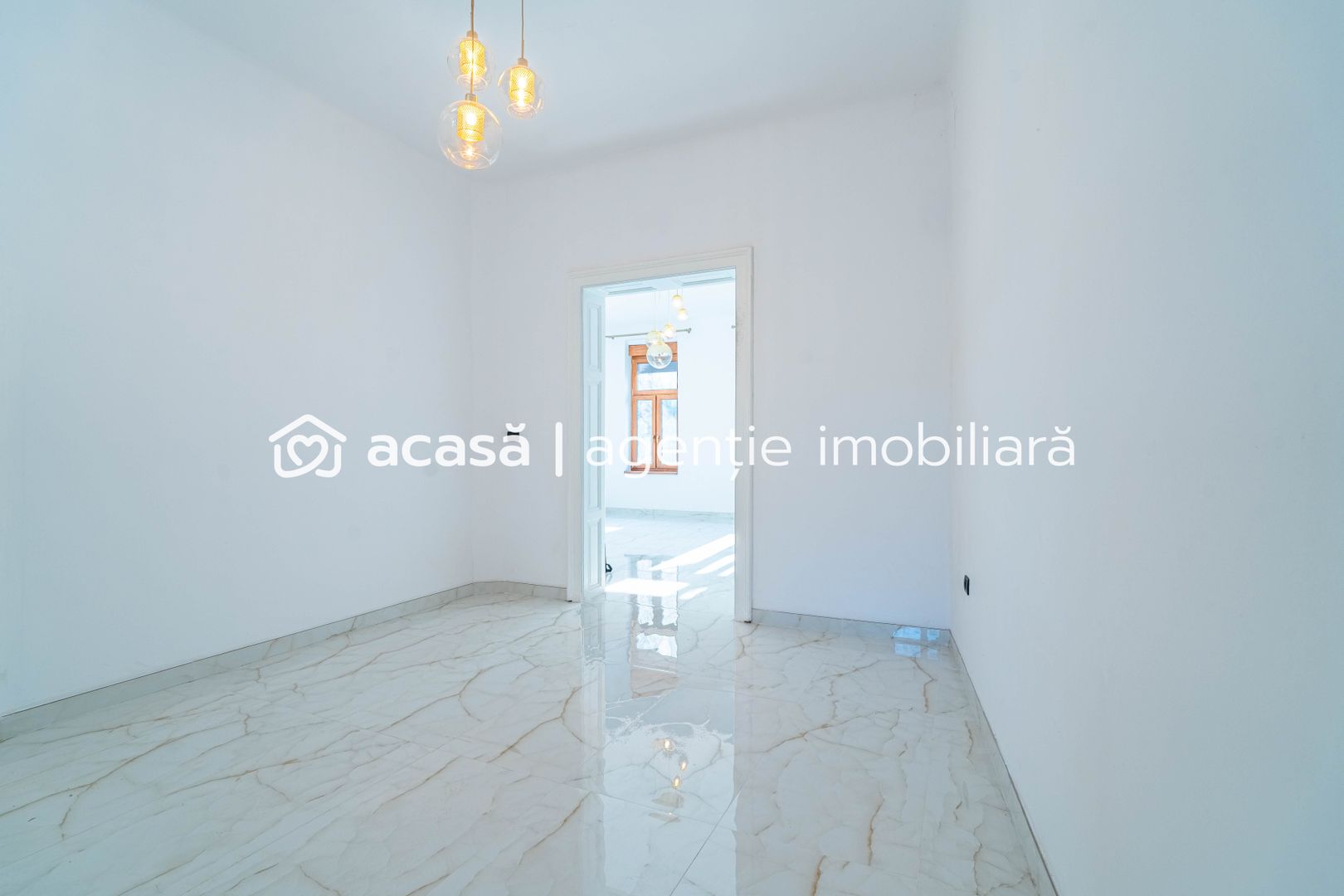 Imagine 9 - Apartament 2 camere parter înalt, amenajat complet.