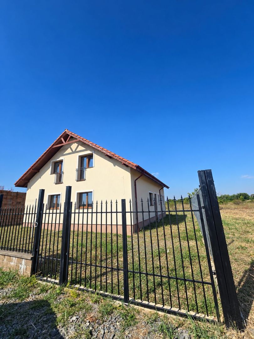 Duplex cu 4 camere, terasă și logie | Timișoara, Plopi | 172.000 € - imaginea 3