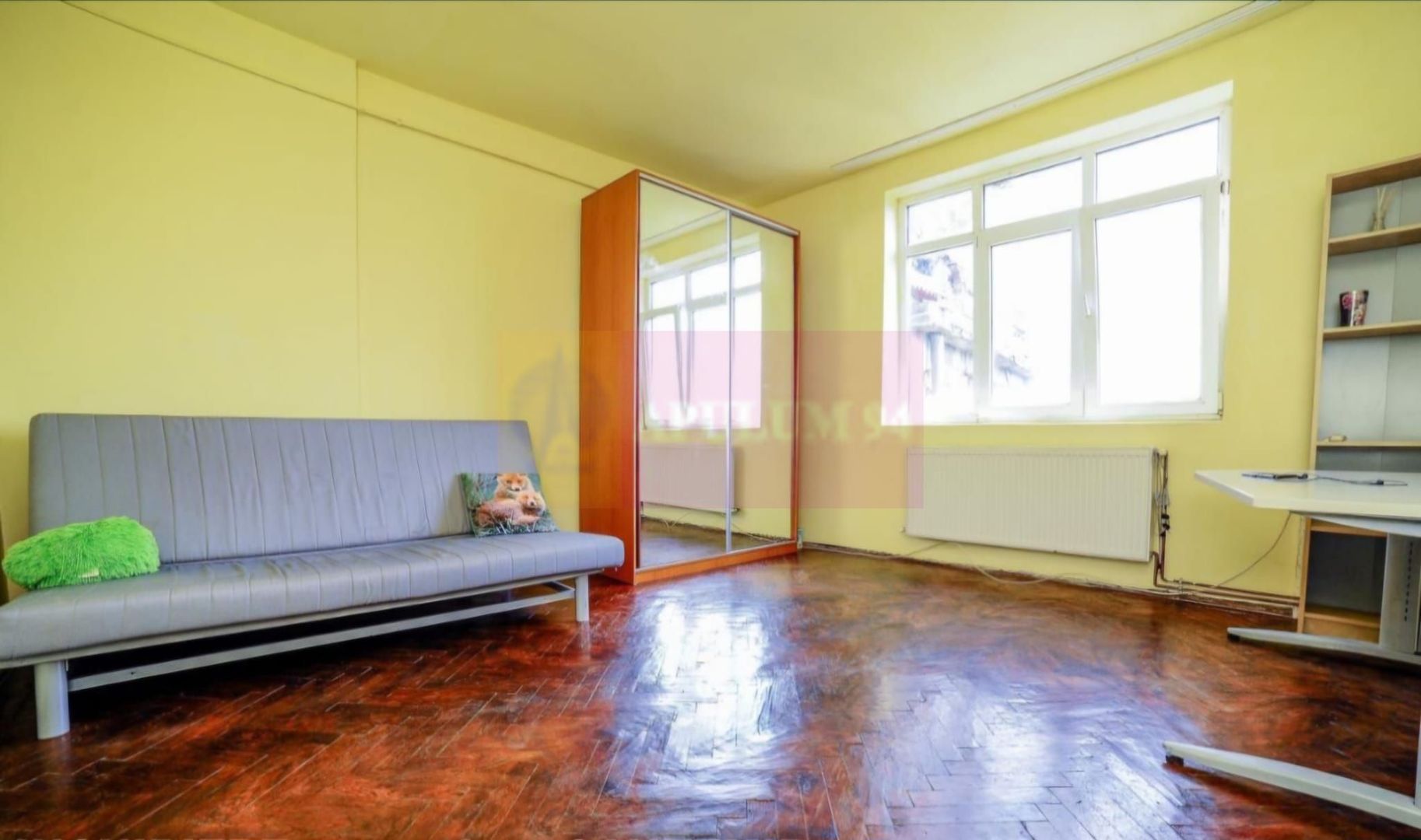 Garsoniera Cantemir - Budapesta.