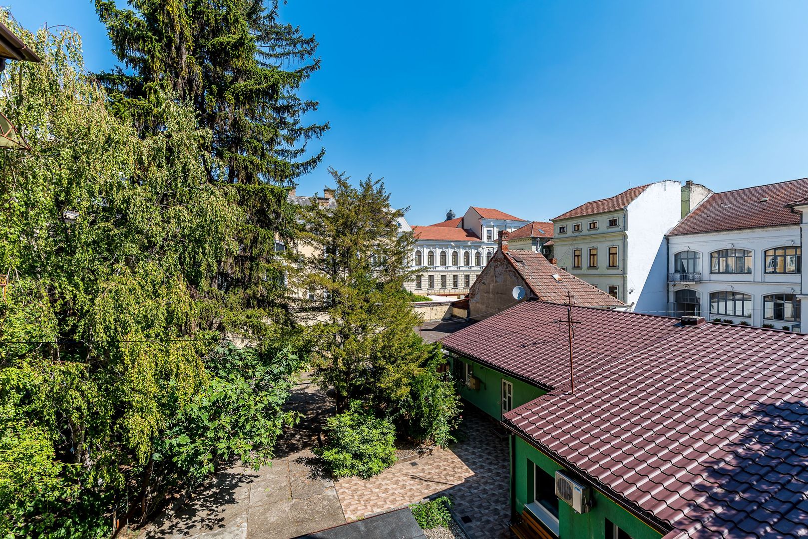 Imagine 1 - Apartament 3 camere lângă Parcul Copiilor | Etaj 1 | Fațadă renovată