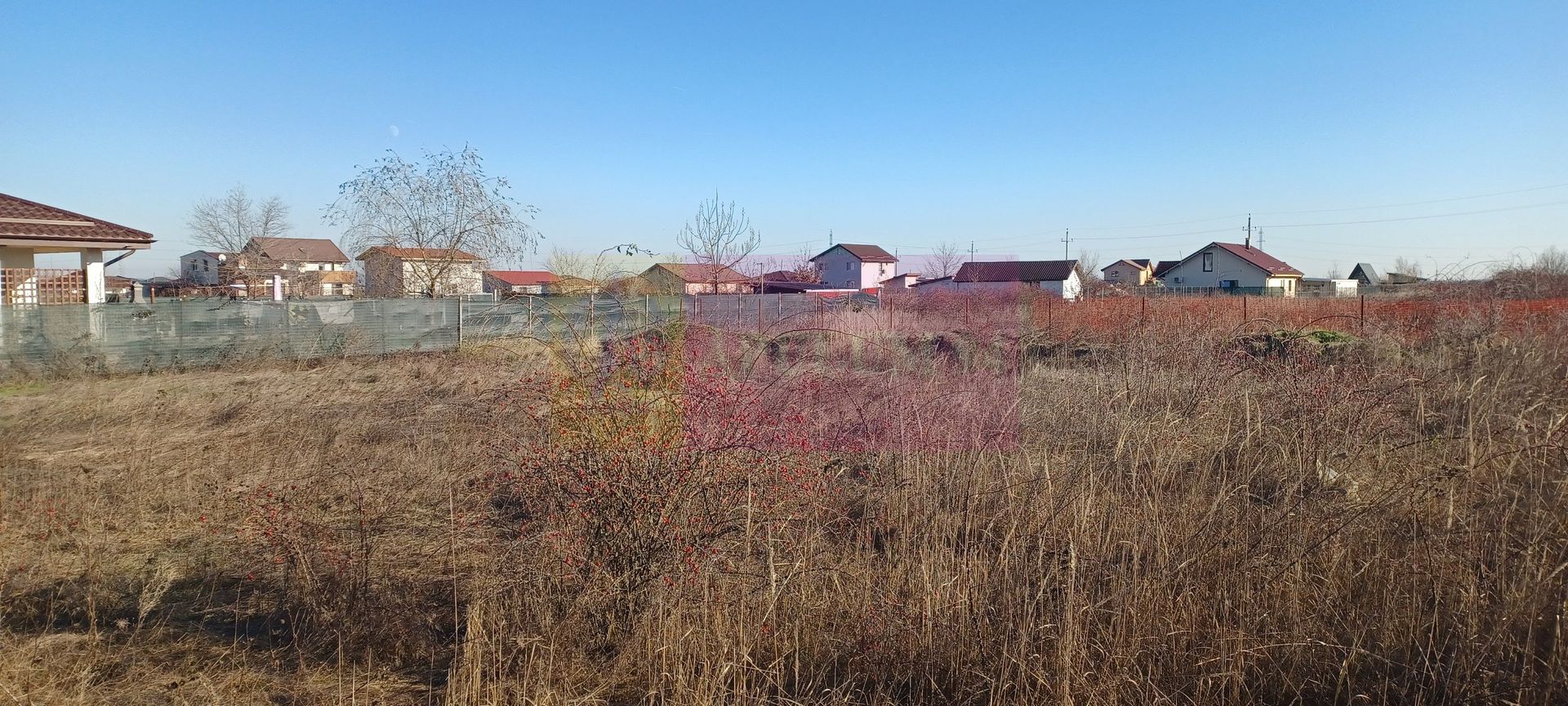 Săbăreni, teren intravilan construibil, cu utilităti in apropiere