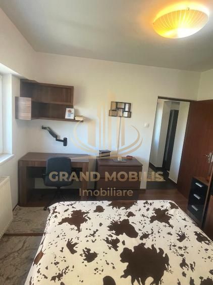Direct proprietar | 3 camere decomandat | Parcare | Piața Sudului - imaginea 3