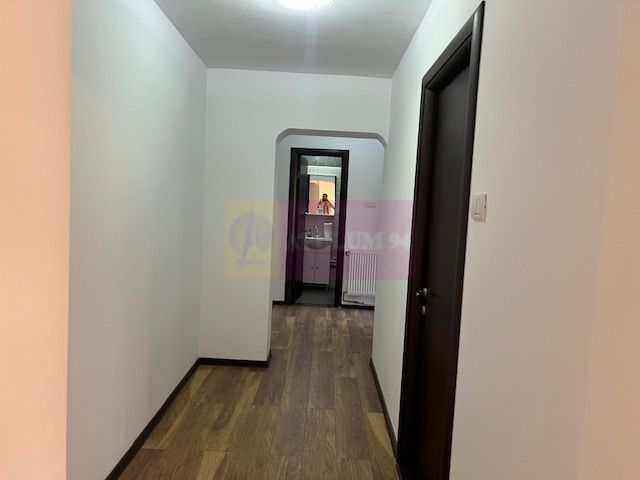 Apartament 3 camere Piata Alba Iulia.