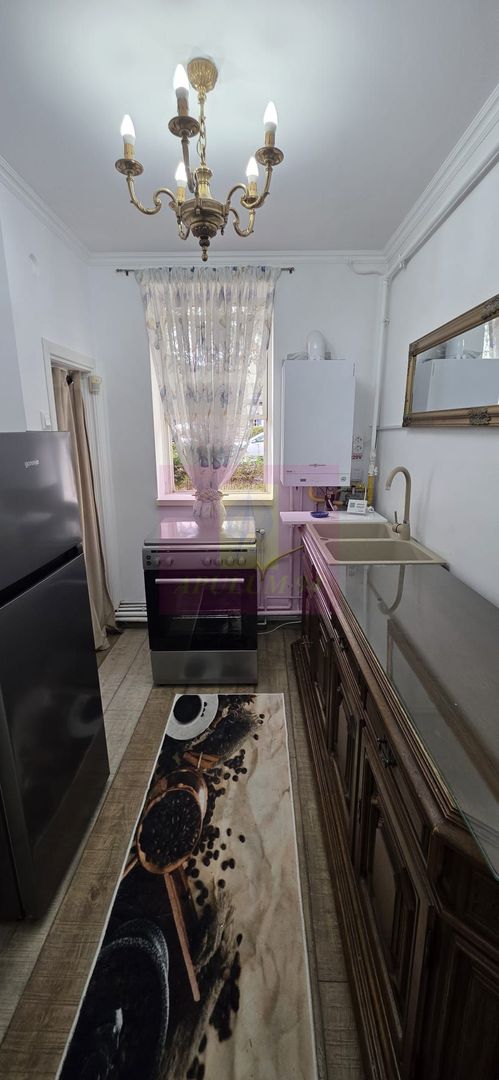 Apartament cu 2 camere, spatiu comercial – Campina, central - imaginea 8