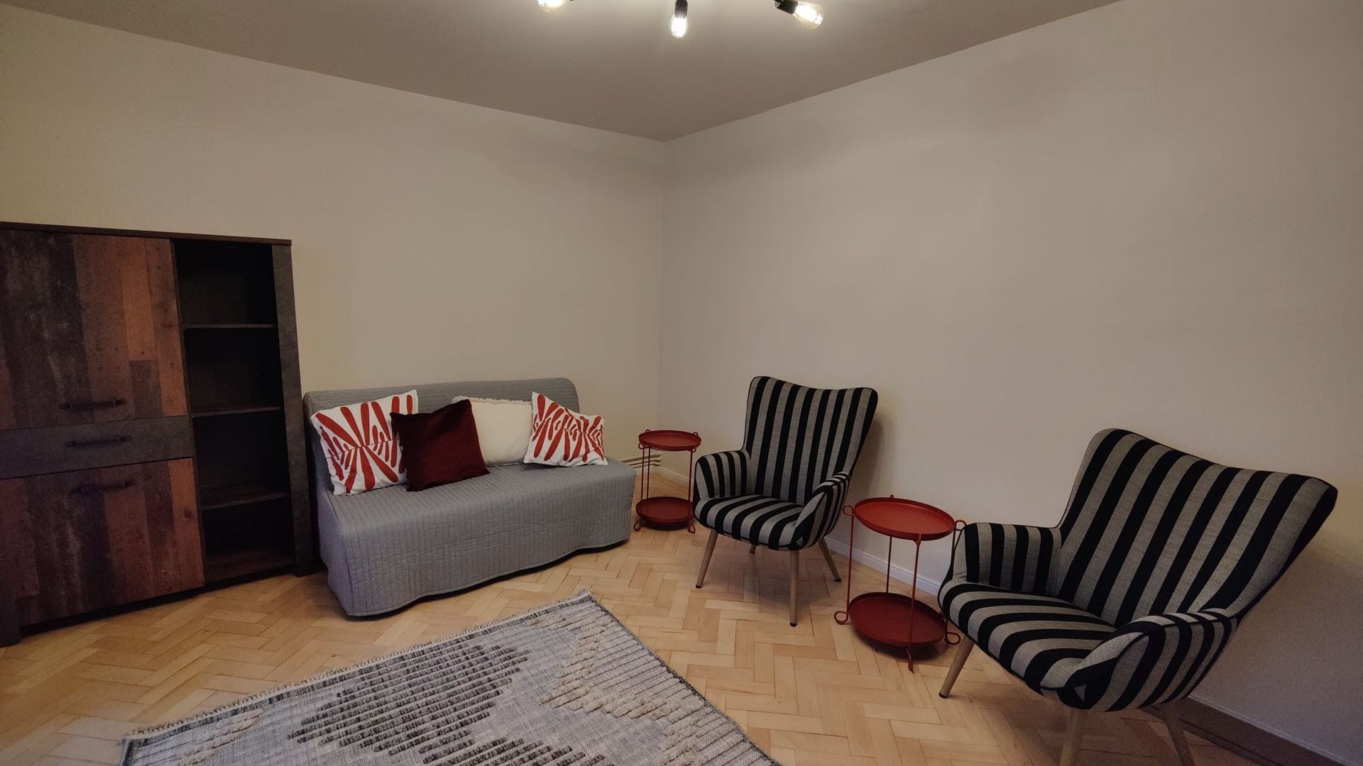 Apartament modern cu 3 camere de închiriat – Zona Torontal - imaginea 2