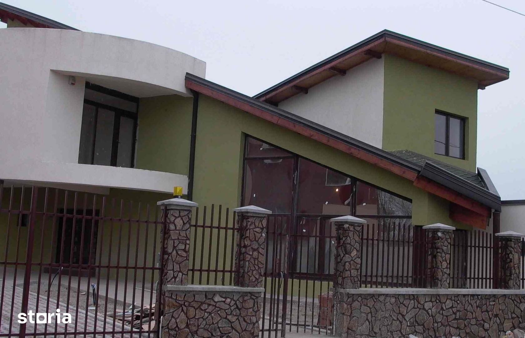 Vand casa 330 mp utili in zona planetelor Giroc, D+P+ E + pod - imaginea 15